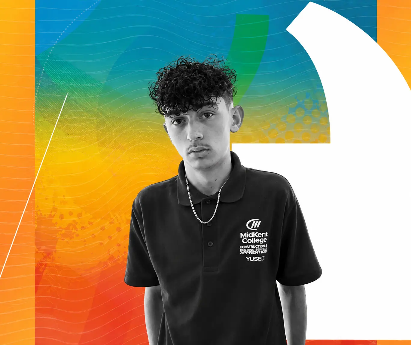 Picture of Lennie with colourful gradient and white speech mark behind him
